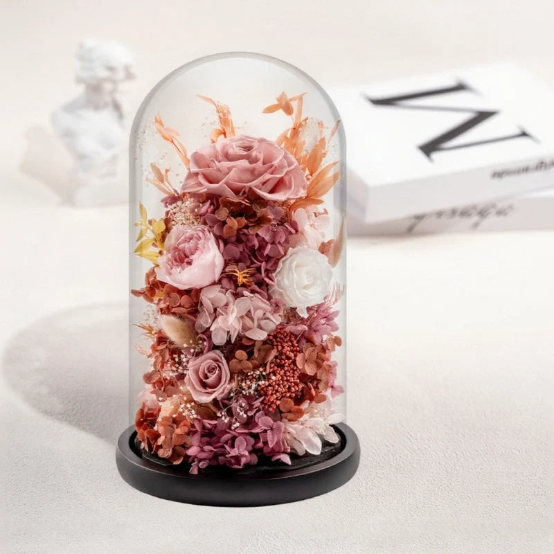 Lampe de nuit fleurs éternelles sous cloche