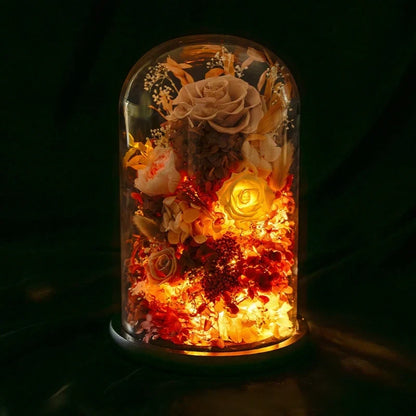 Lampe de nuit fleurs éternelles sous cloche