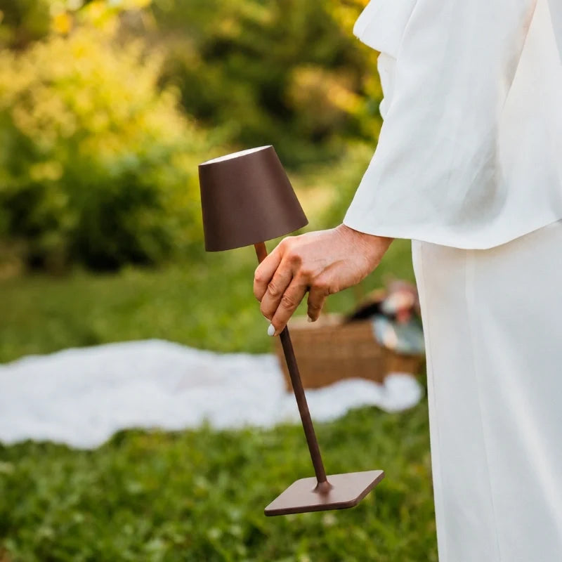 Lampe de table haute dimmable