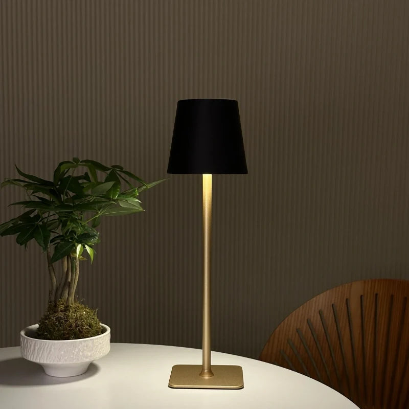Lampe de table haute dimmable