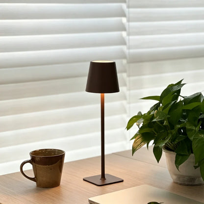 Lampe de table haute dimmable