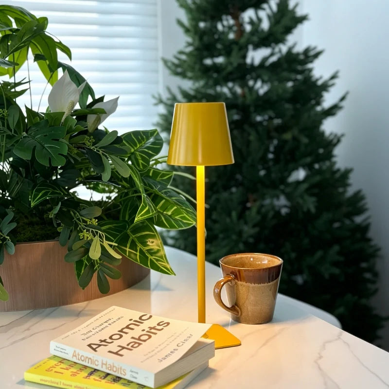 Lampe de table haute dimmable