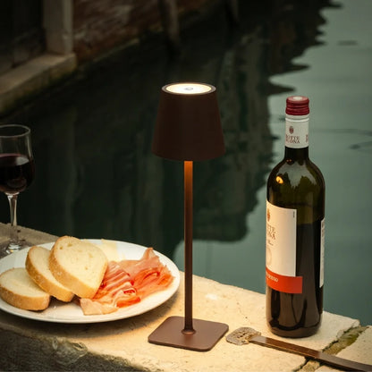 Lampe de table haute dimmable