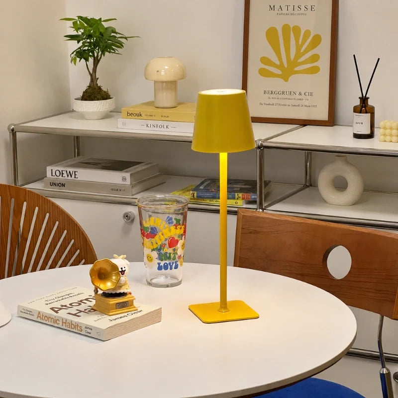 Lampe de table haute dimmable