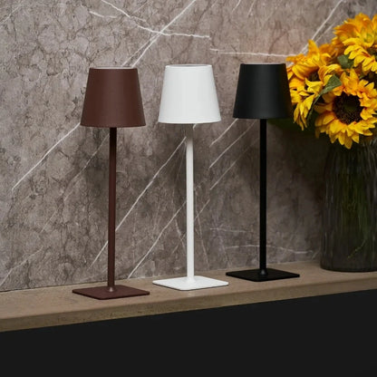 Lampe de table haute dimmable