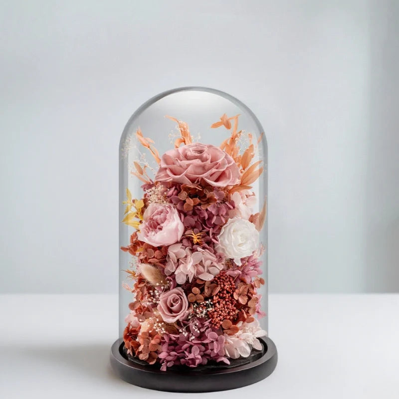 Lampe de nuit fleurs éternelles sous cloche