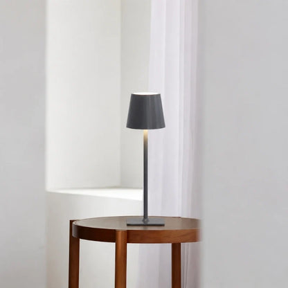 Lampe de table haute dimmable