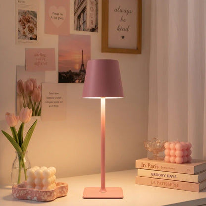 Lampe de table haute dimmable