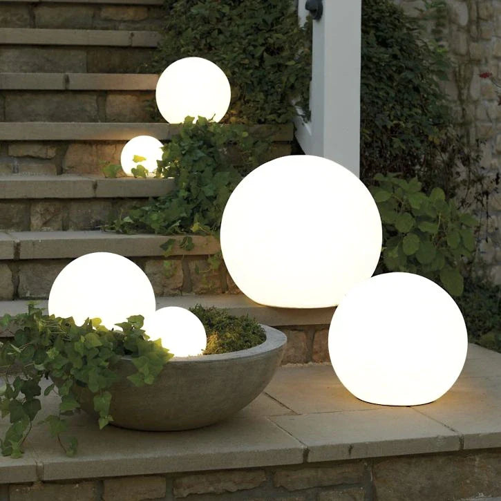 Lampe de jardin sphérique