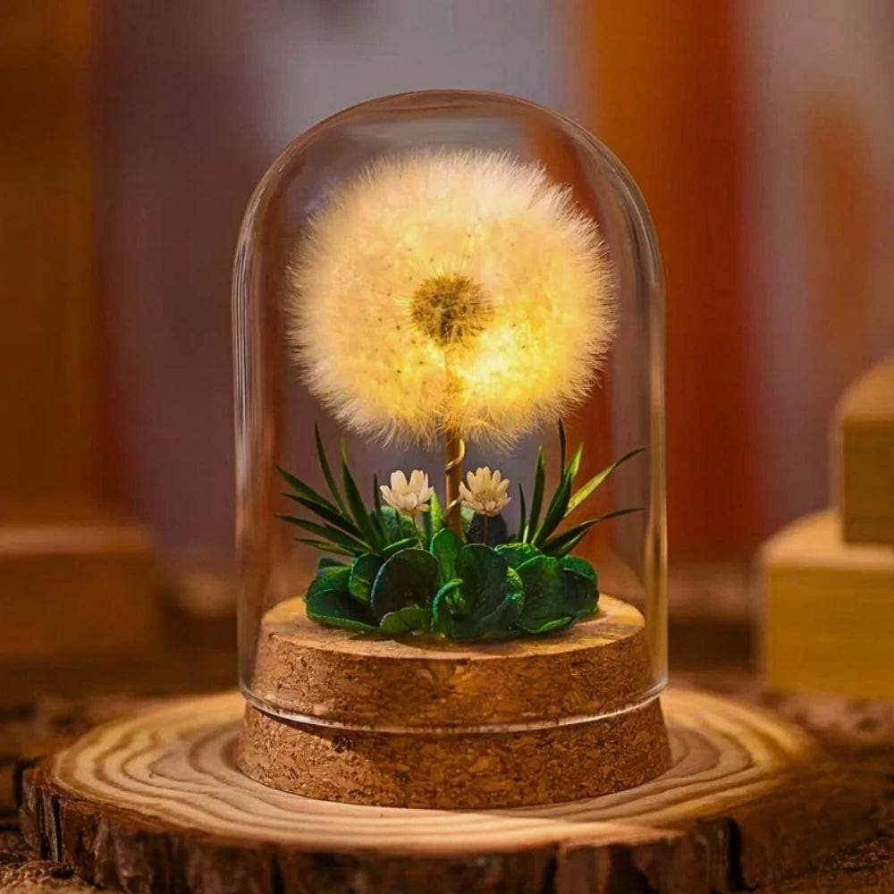 Lampe de nuit fleurs éternelles sous cloche