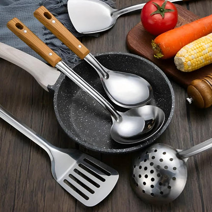 Ensemble d'ustensiles de cuisine inox et bois
