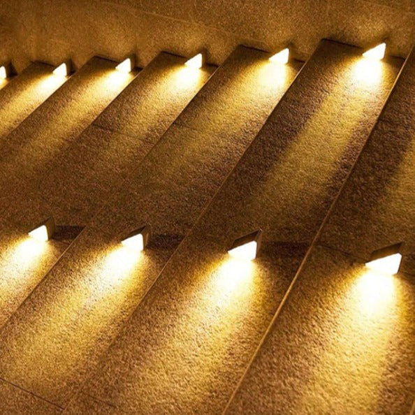 Lumière d'escalier solaire