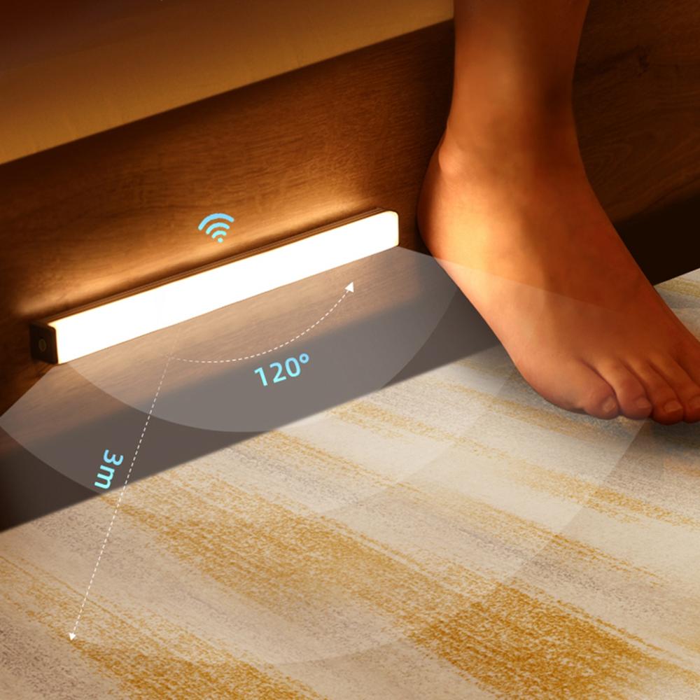 Réglette lumineuse à détection de mouvement