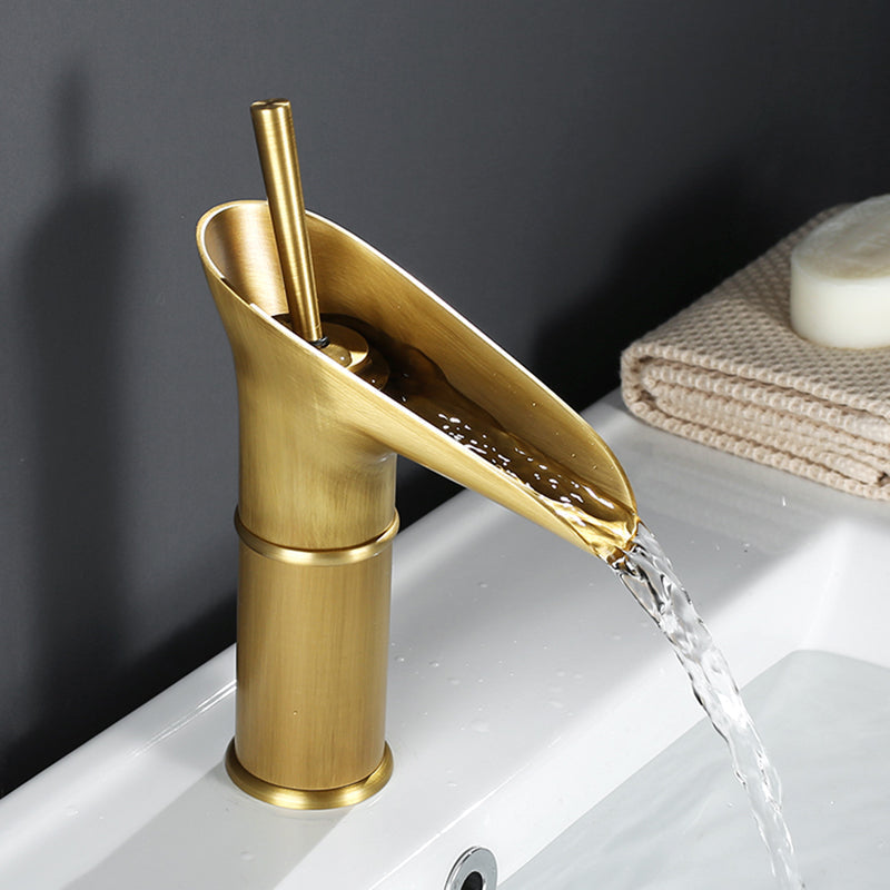 Robinet Cascade Laiton Vintage